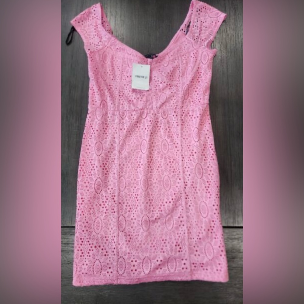 Eyelet Pink A-Line Dress Size Medium VII Forever 21 Sexy Mini Pink Icing Knit M